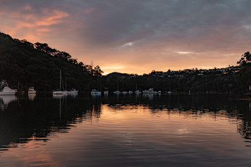 Naklejka premium glassy morning