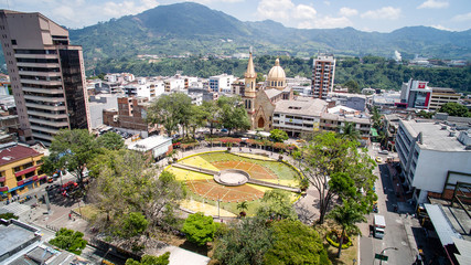 Vista aérea del parque El Lago en Pereira- Risaralda-Colombia