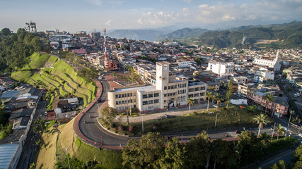 Vista aerea de Chipre y zona de Bellas Artes en Manizales - Caldas- Colombia