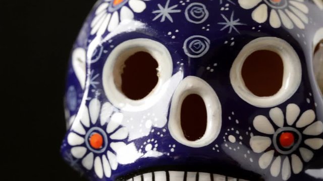 mexican skull colorful handcraft panning