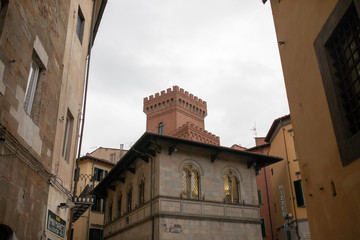 Wunderbare Frau in Italien Pisa