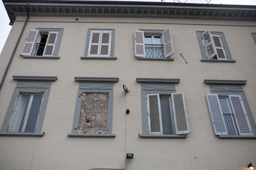 Wunderbare Frau in Italien Pisa