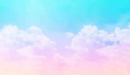 Fototapete Träumen Sie Einhorn-Gradientenrosa, Blau, Gelb und Lila, klarer Himmel und Wolkenhintergrund. © iareCottonStudio