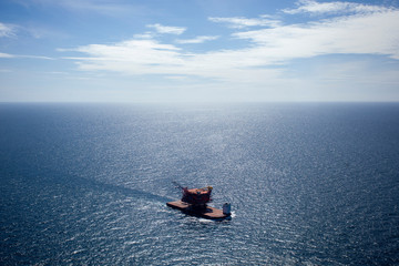 Fototapeta premium industry: rig transport