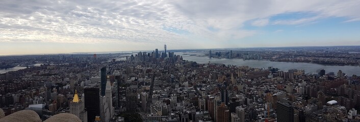 Empire State Building skyline 
