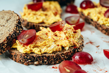 Curry Chicken Sandwiches With Red Grapes And Mango Chutney