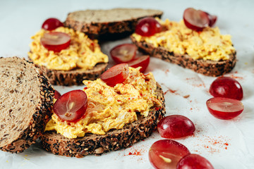 Curry Chicken Sandwiches With Red Grapes And Mango Chutney