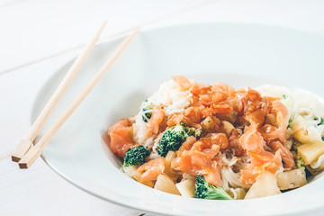 Noodles With Teriyaki Salmon, Broccoli And Pineapple