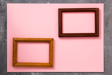 picture frames in colors.