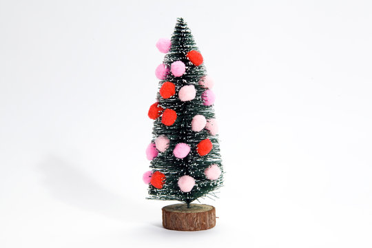 christmas tree and pompoms