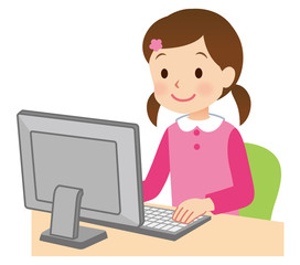 パソコンを操作する女の子