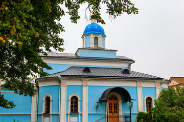 Obraz premium Temple in honor of the Vladimir Icon of the Mother of God of Optina Monastery. Optina Pustyn (literally Opta's hermitage) is an Eastern Orthodox monastery near Kozelsk in Russia