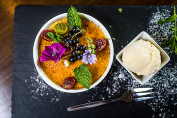 dessert Creme brulee