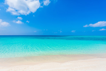 宮古島の海　Beautiful beach in Miyakojima Island, Okinawa.