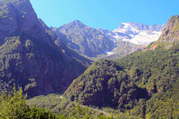 Fototapeta na wymiar mountain gorge