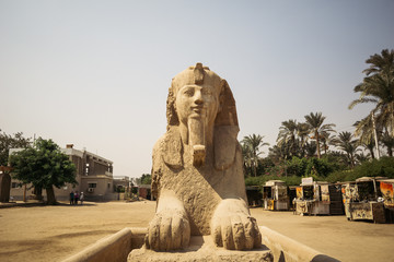 statue of lion sphinx