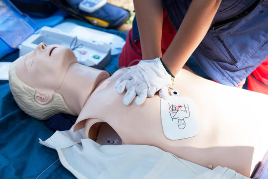 CPR course using automated external defibrillator device - AED