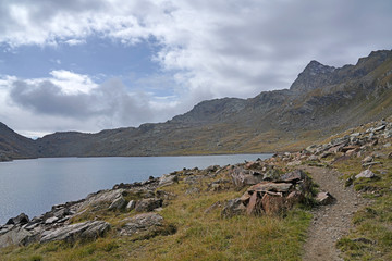 Wanderweg zu den Spronser Seen in S&uuml;dtirol