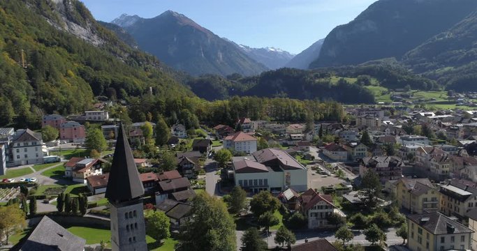 Meiringen church lateral travelling - Aerial 4K