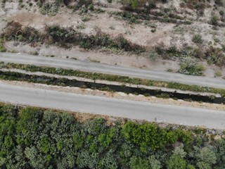 camino desertico desde el aire