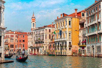 Fototapeta na wymiar Grand canal in summer sunny day, Venice, Italy