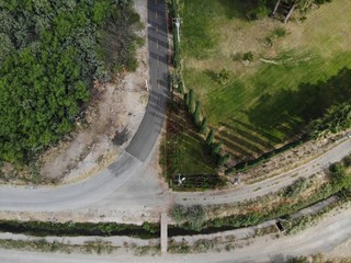 camino desertico desde el aire