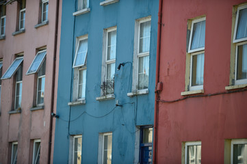 Fototapeta na wymiar colorful houses in Bandon Ireland 