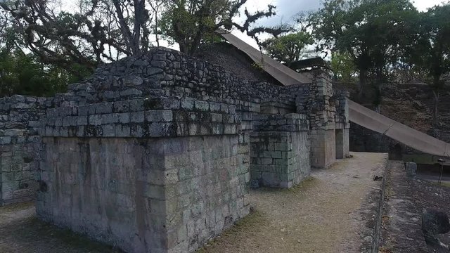 Ruinas de la Ciudad Maya de Cop&aacute;n en Honduras. Toma a&eacute;rea del Juego de Pelota.