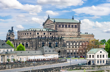 Fototapeta na wymiar State Opera House (Semperoper) in Dresden, Germany