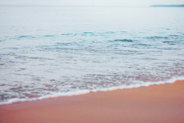 Obraz premium waves on the beach