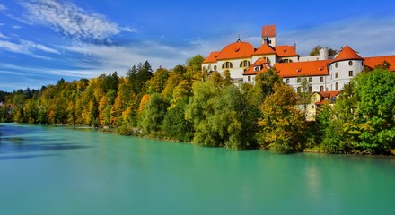 Fototapeta na wymiar landscape with castle and lake