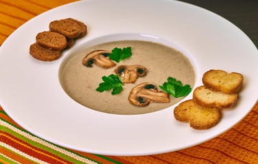 Cream of mushroom soup