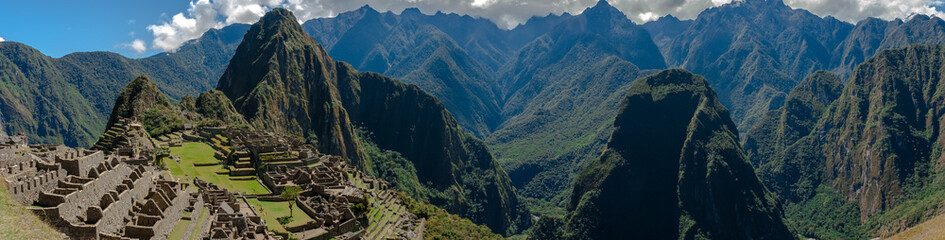 Machu Picchu pano
