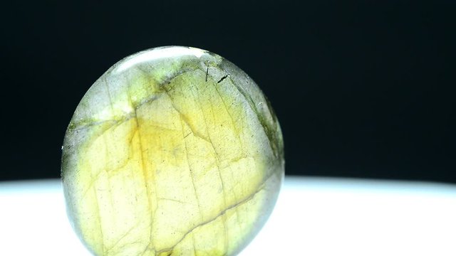 Labradorite with schiller on turn table