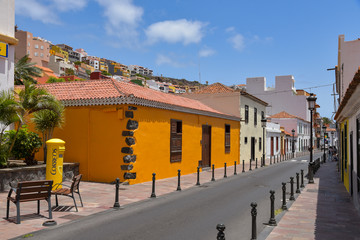 historische Häuser in der Altstadt von San Sebastian / La Gomera