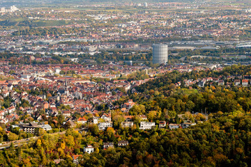 Stuttgart Ost mit Gaskessel und Industriegebiet