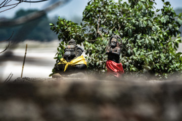 Naklejka premium LITTLE INDIAN STATUES IN VARANASI