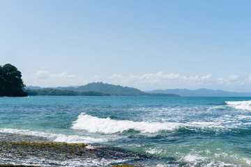 Fototapeta premium Beautiful and serene beach on the coast of Costa Rica in the small town of Puerto Viejo.