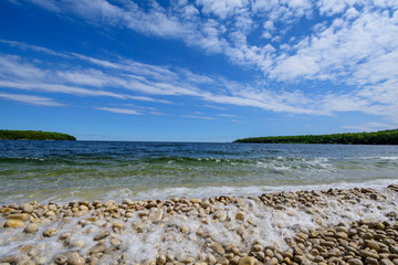 Sunny day at Schoolhouse Beach in Washington Island