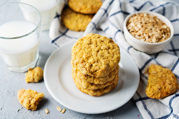Pumpkin oatmeal cookies