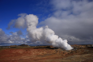 Fototapeta na wymiar El caldero de la bruja Gunnuhver, Islandia