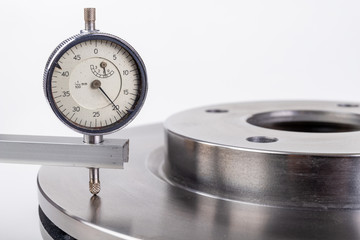 Measurement accuracy of brake discs for passenger cars. Measurements with high accuracy in the laboratory.