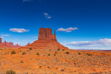 Fototapeta premium Monument Valley on a sunny day