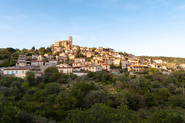 Fototapeta na wymiar Beautiful village of Eus in the French Pyrenees