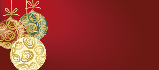Christbaumkugeln in cream, gr&uuml;n und rot mit goldenen Ornamenten auf rotem Hintergrund links angeordnet.