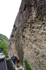 Tapsa temple is famous for its stone pagoda.