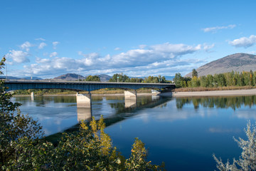 Fototapeta na wymiar 2019-10-03 Kamloops, BC, Canada. View on Overlanders Bridge over Thompson River from Rivers Trail.
