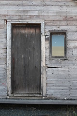 古い小屋の扉　Door of the old hut