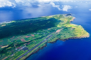 沖縄県・与那国町 空から眺めた与那国島の風景