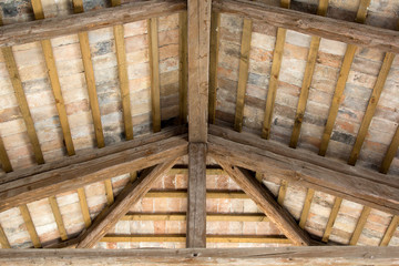 Rooftop structure beams